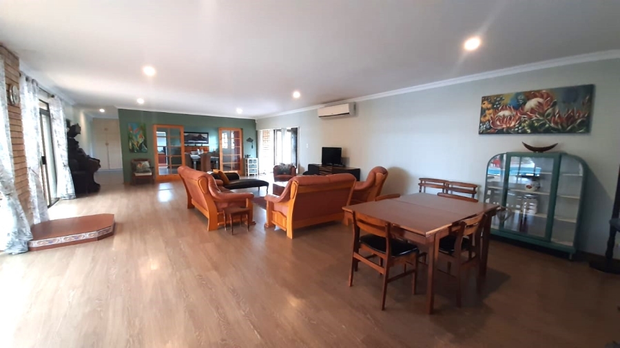 4 Bedroom Property for Sale in Bethlehem Free State
